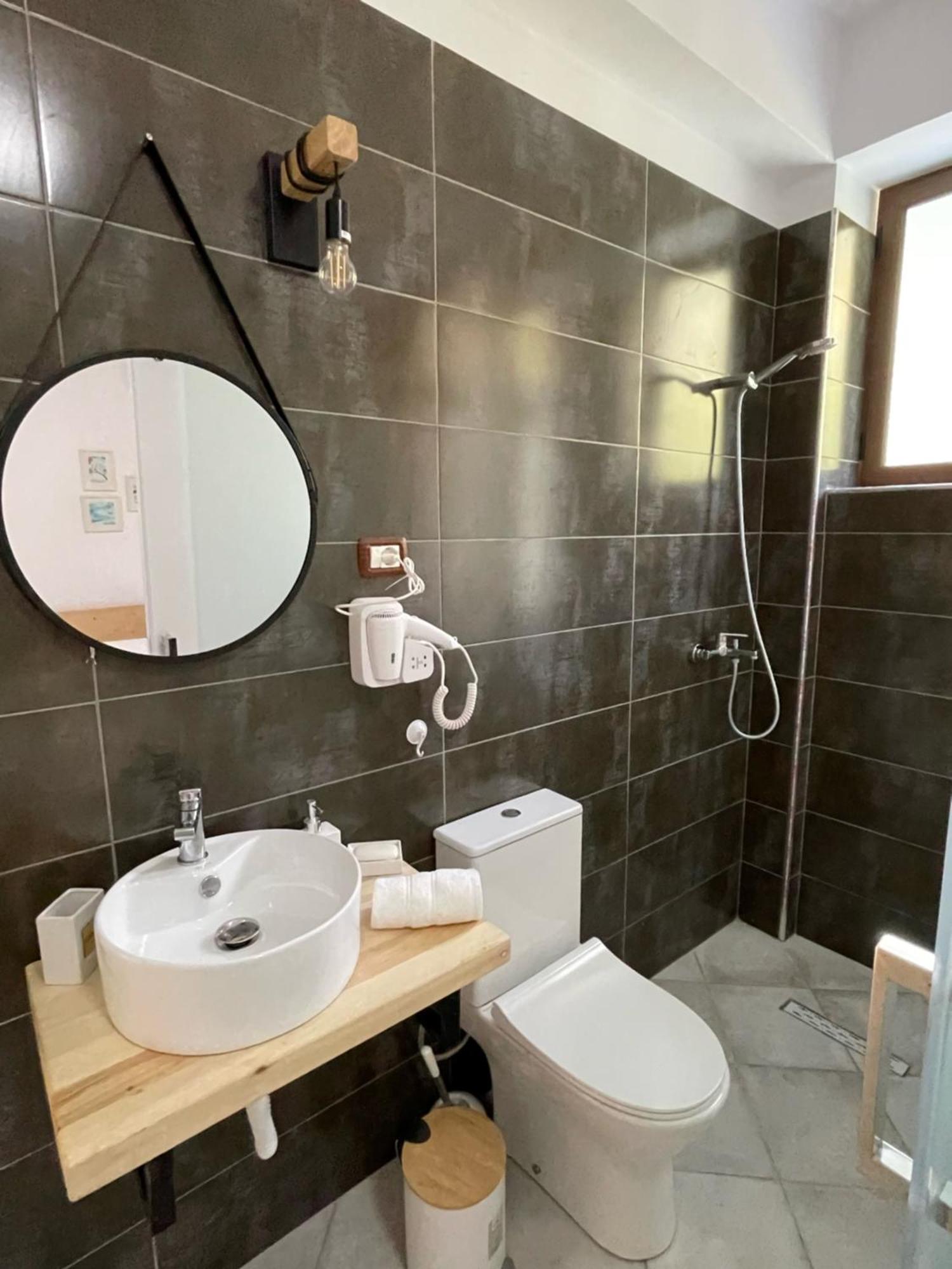 Xho'S Forest Guest House ベラト 部屋 写真